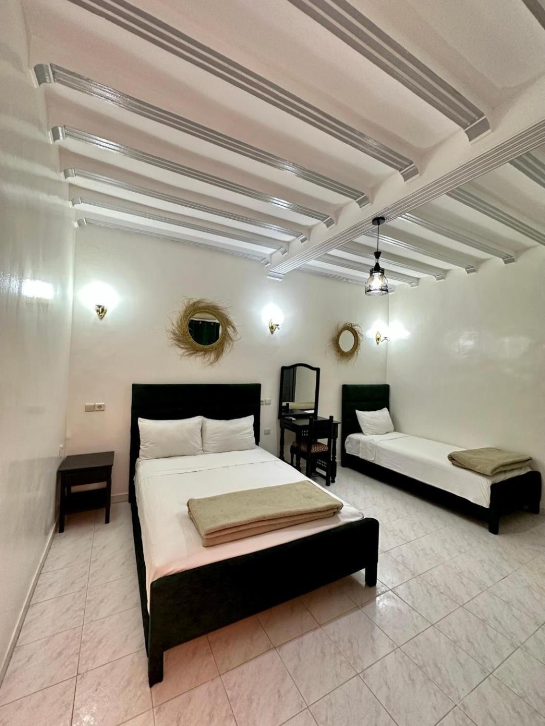 Hotel Zaghro Tajda Luaran gambar